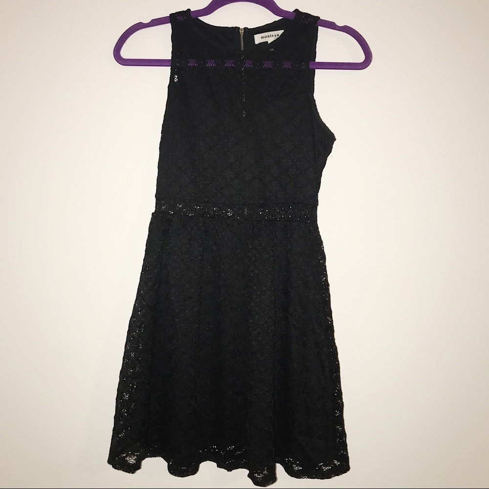 Black lace dress